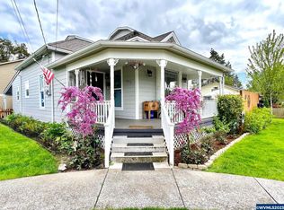609 S 4th St, Independence, OR 97351