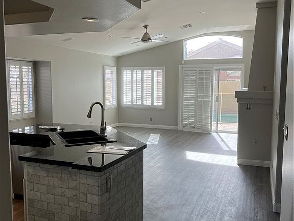 4th image of 9417 Mountainair Ave