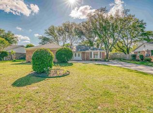 5620 Trafalgar Dr, Pensacola, FL 32504