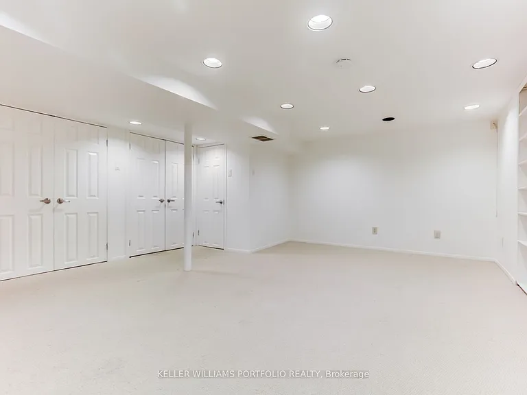 213 Erskine Ave — Photo 21
