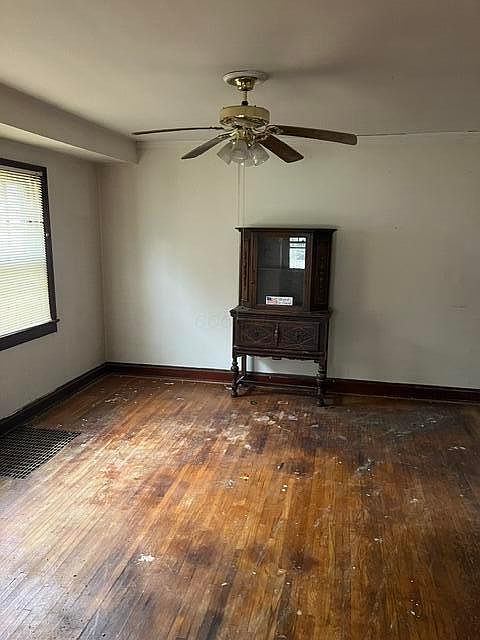 2nd image of 64 Broadlawn Ave