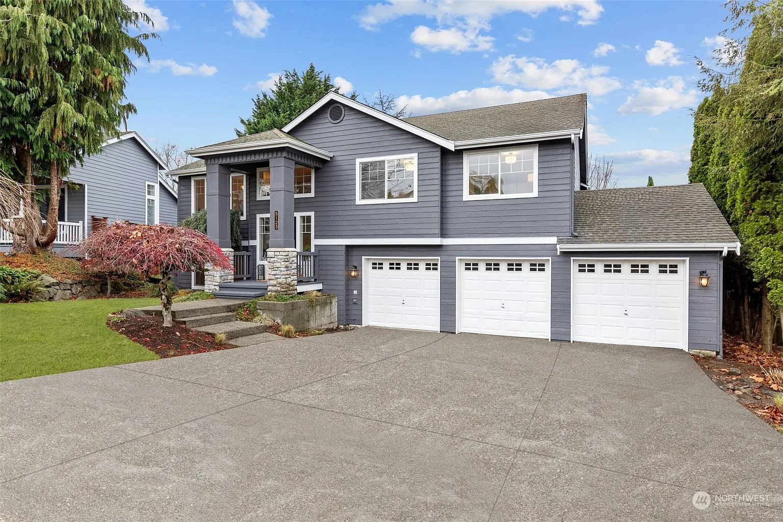 5123 Nathan Loop Avenue SE photo 1