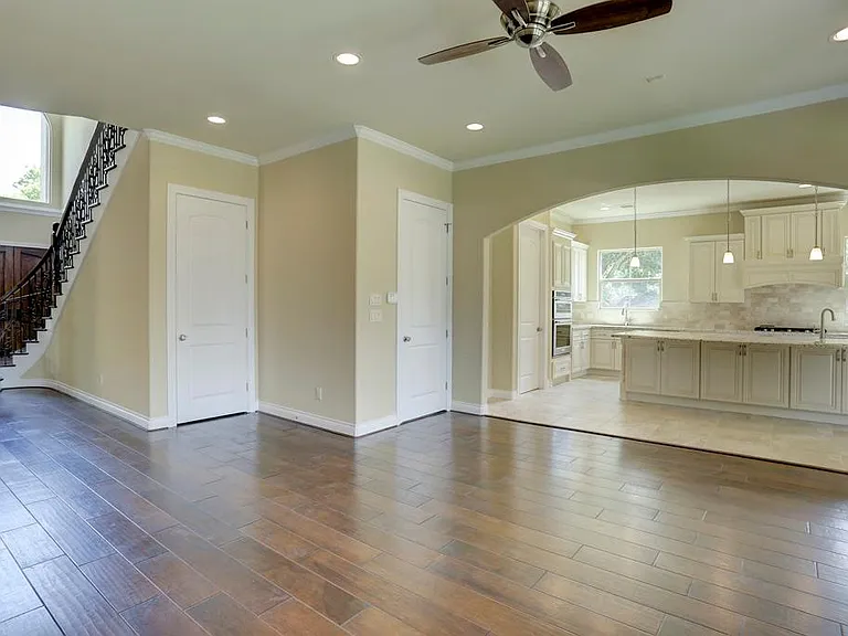 5203 Beechnut St — Photo 8