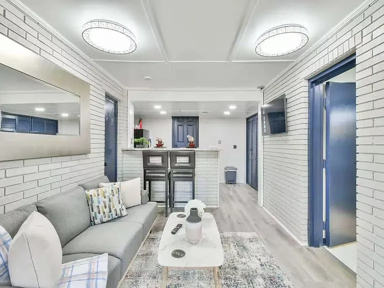 6830 Bailey Dr — Photo 10