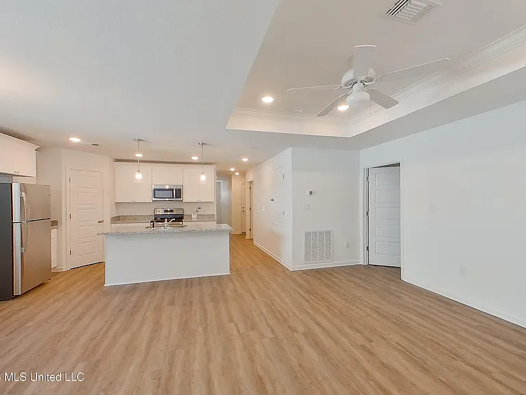 11405 Camden Court Cir — Photo 11