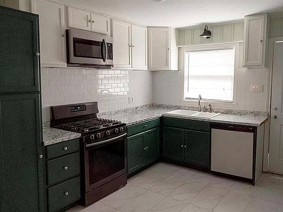 4th image of 1508 N Highland Ave