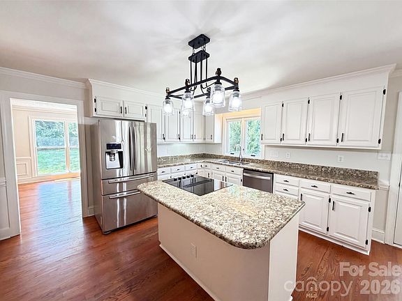 2nd image of 6505 Boykin Spaniel Rd