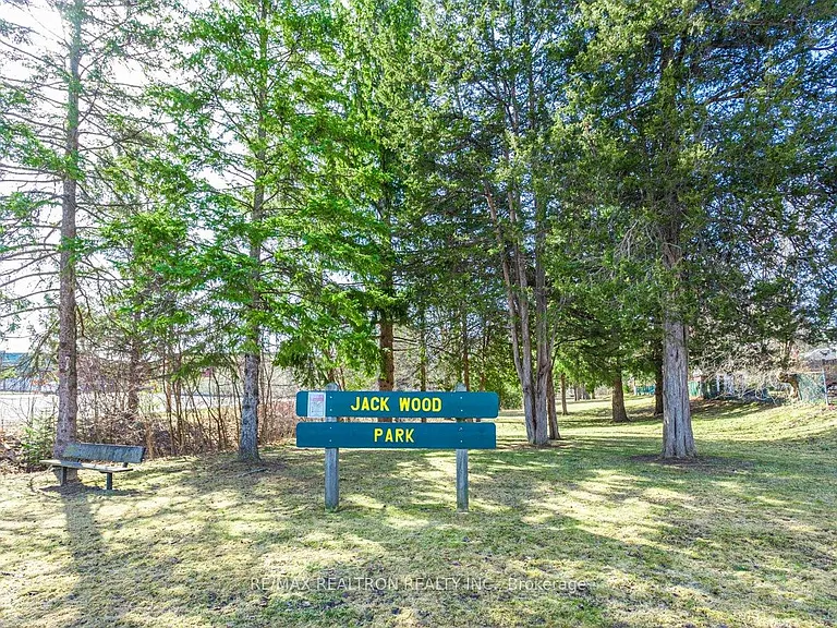 72 B Dunning Ave — Photo 17