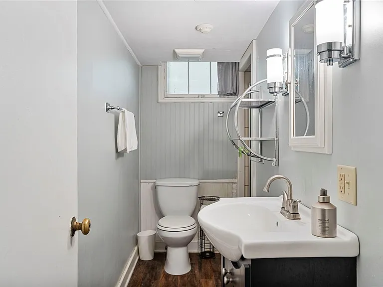 1313 E State St #1 — Photo 8