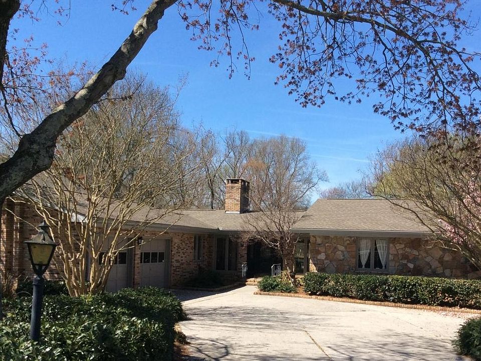 1st image of 3705 Rivertrace Ln