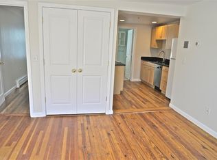 241 Hurley St APT 3, Cambridge, MA 02141