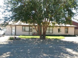 1104 Leo Dr, Portales, NM 88130