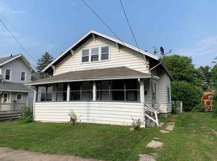 1313 S Rotzler Ave, Freeport, IL 61032
