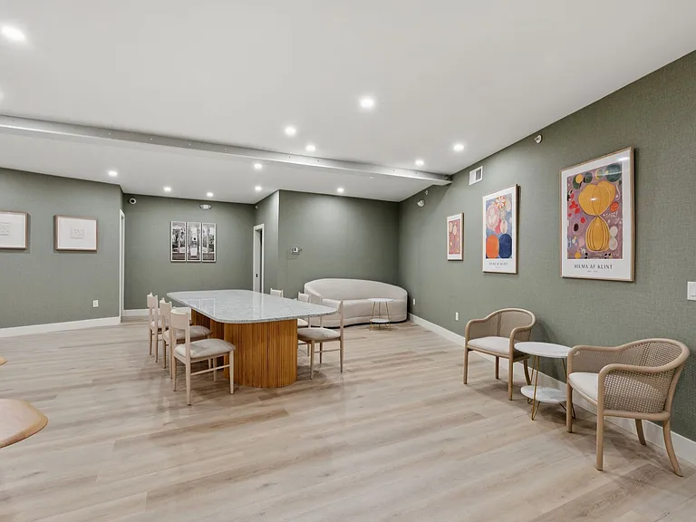 Triad Apartments: Brand New near Drexel & Penn — Photo 17