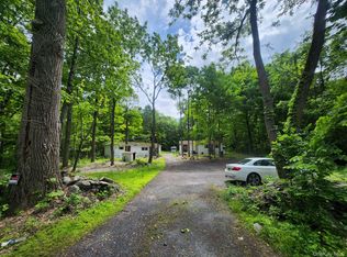459 Gardnertown Rd, Newburgh, NY 12550