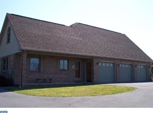 305 Blue Rocks Rd, Lenhartsville, PA 19534