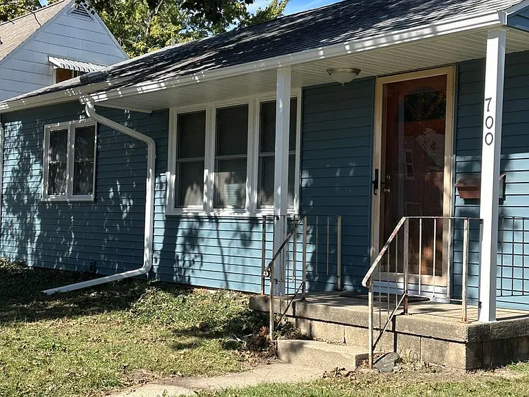 700 Kern St — Photo 1