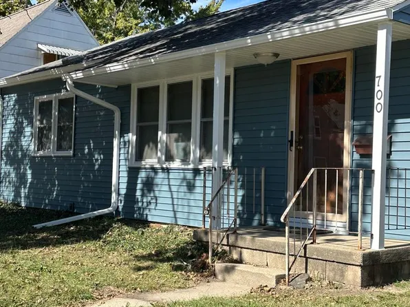 700 Kern St, Waterloo, IA 50703