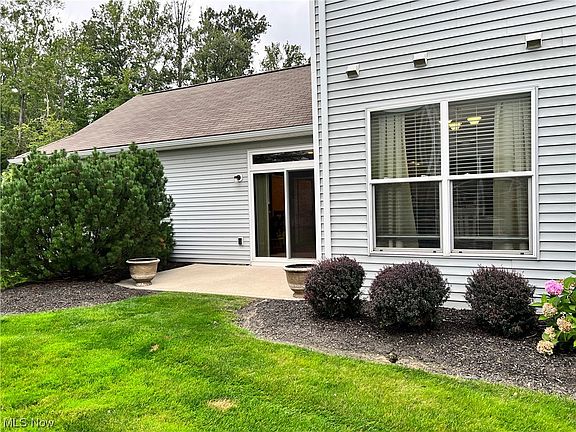 3rd image of 38783 Renwood Ave