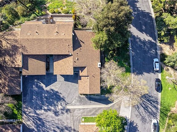 3rd image of 15935 Sierra Pass Way
