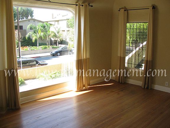 2nd image of 4427 Finley Ave #4427