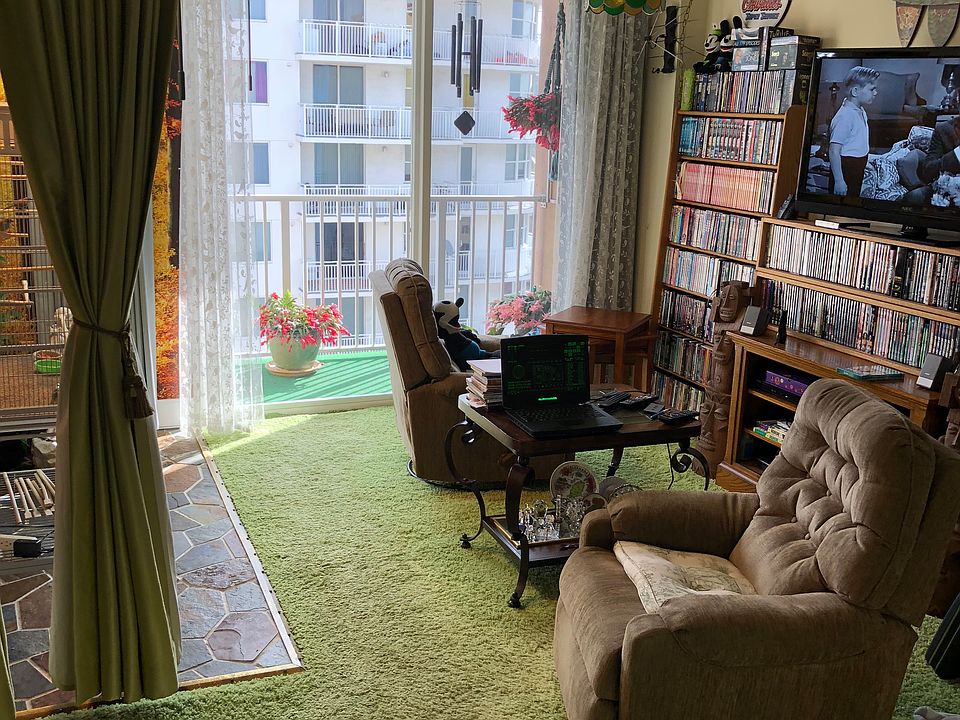 1st image of 218 NW 12th Ave APT 1003