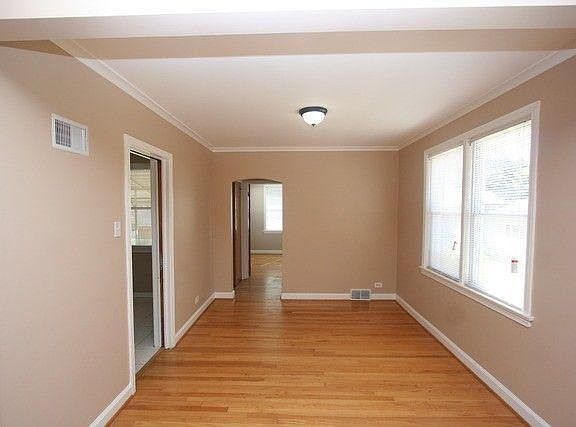 2nd image of 1549 Newcastle Ave