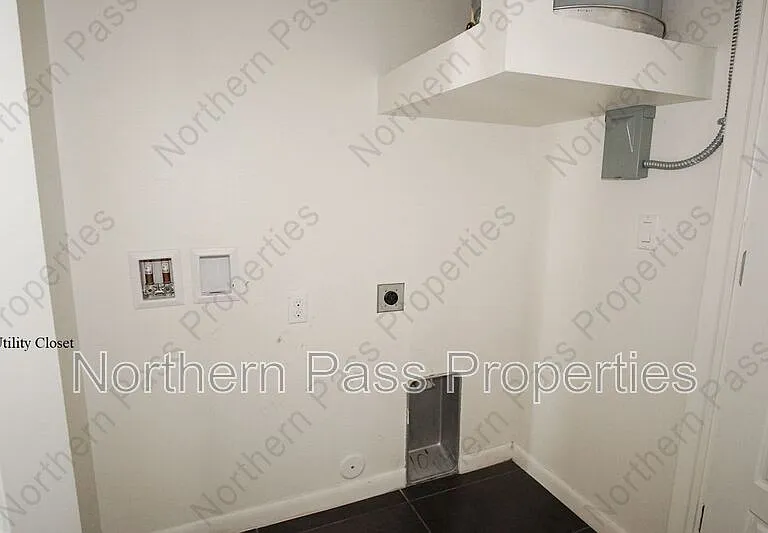 6262 Woodrow Bean #7 — Photo 17