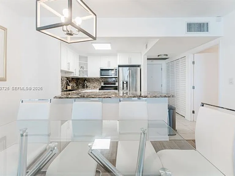2301 Collins Ave #804 — Photo 8