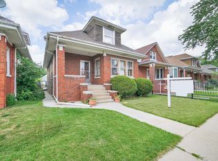 4918 W George St, Chicago, IL 60641