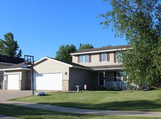 622 S Pointe Ln SW, Rochester, MN 55902