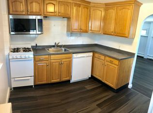 17 Randall Ave, East Weymouth, MA 02189