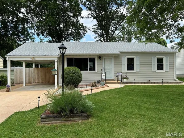4037 Mount Olive St, Saint Louis, MO 63125