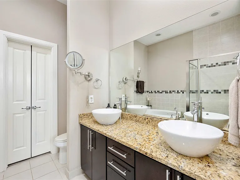 2110 Shearn St #12 — Photo 7