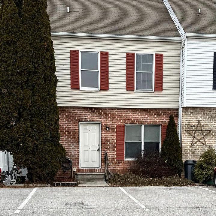 1st image of 4 Oxwood Cir