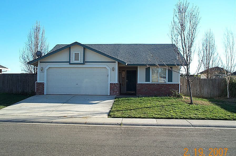 2nd image of 758 Twin Hills Dr