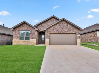 604 E 13th St, Wolfforth, TX 79382