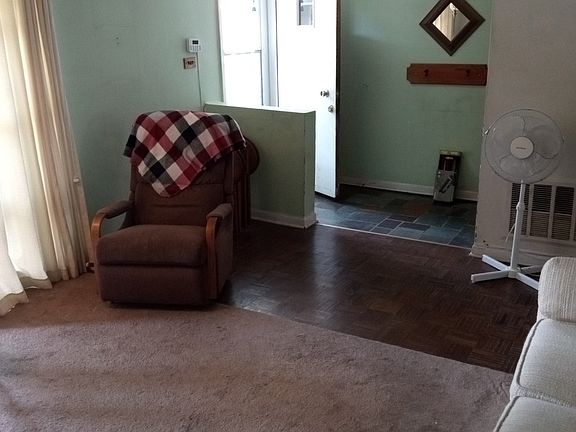 5th image of 7943 N Nordica Ave