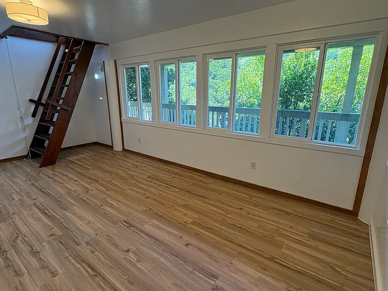 858 Marin Dr — Photo 38
