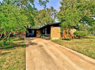 4802 Gladeview Dr, Austin, TX 78745