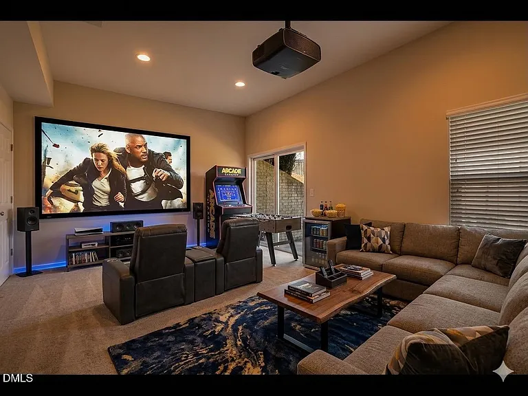 305 Anterbury Dr — Photo 10