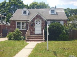 2022 Charles St, Bellmore, NY 11710
