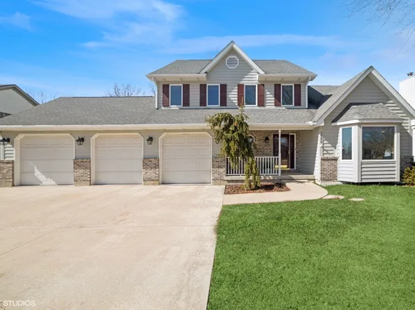 1525 Crayton Cir W, Dekalb, IL 60115