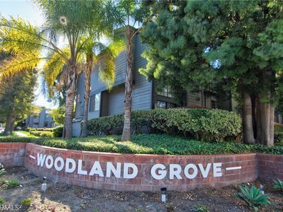 5707 Topanga Canyon Blvd APT 5, Woodland Hills, CA, 91367