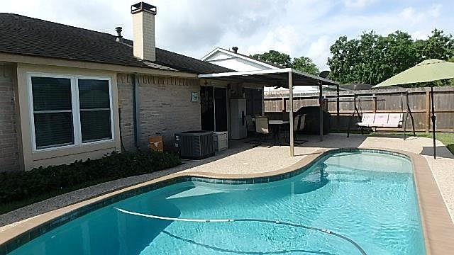 1st image of 16318 Villaret Dr
