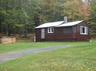 432 Switch Rd, Canaan, NH 03741