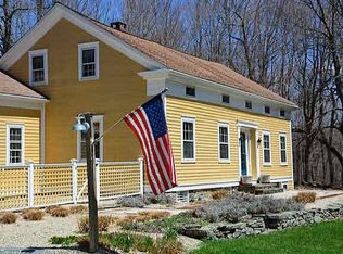 21 Wendover Rd, Stanfordville, NY 12581