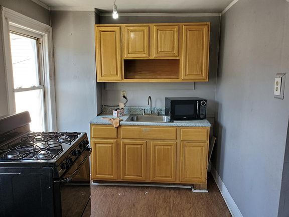 2nd image of 320 Pacific Ave #15B
