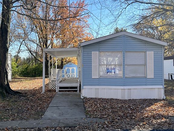 2nd image of 530 Reynolds Dr #44