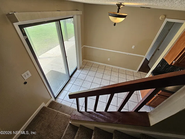 8176 Kilwinning Ln — Photo 11